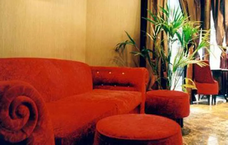 Hotel Pavillon Opéra Grands Boulevards 3*